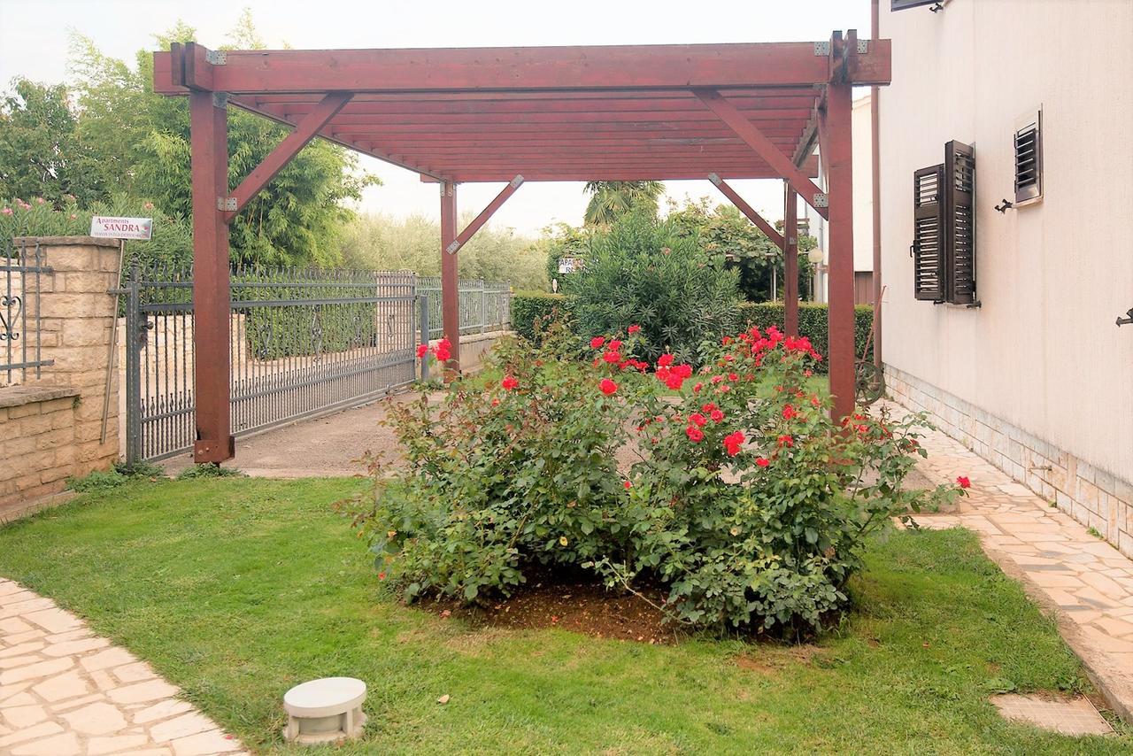 Apartments Sandra Porec Luaran gambar