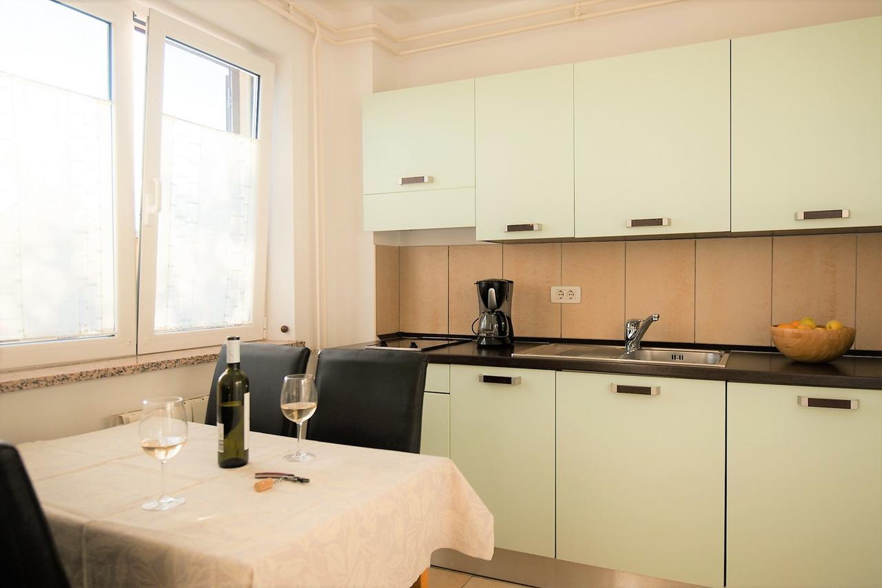 Apartments Sandra Porec Luaran gambar