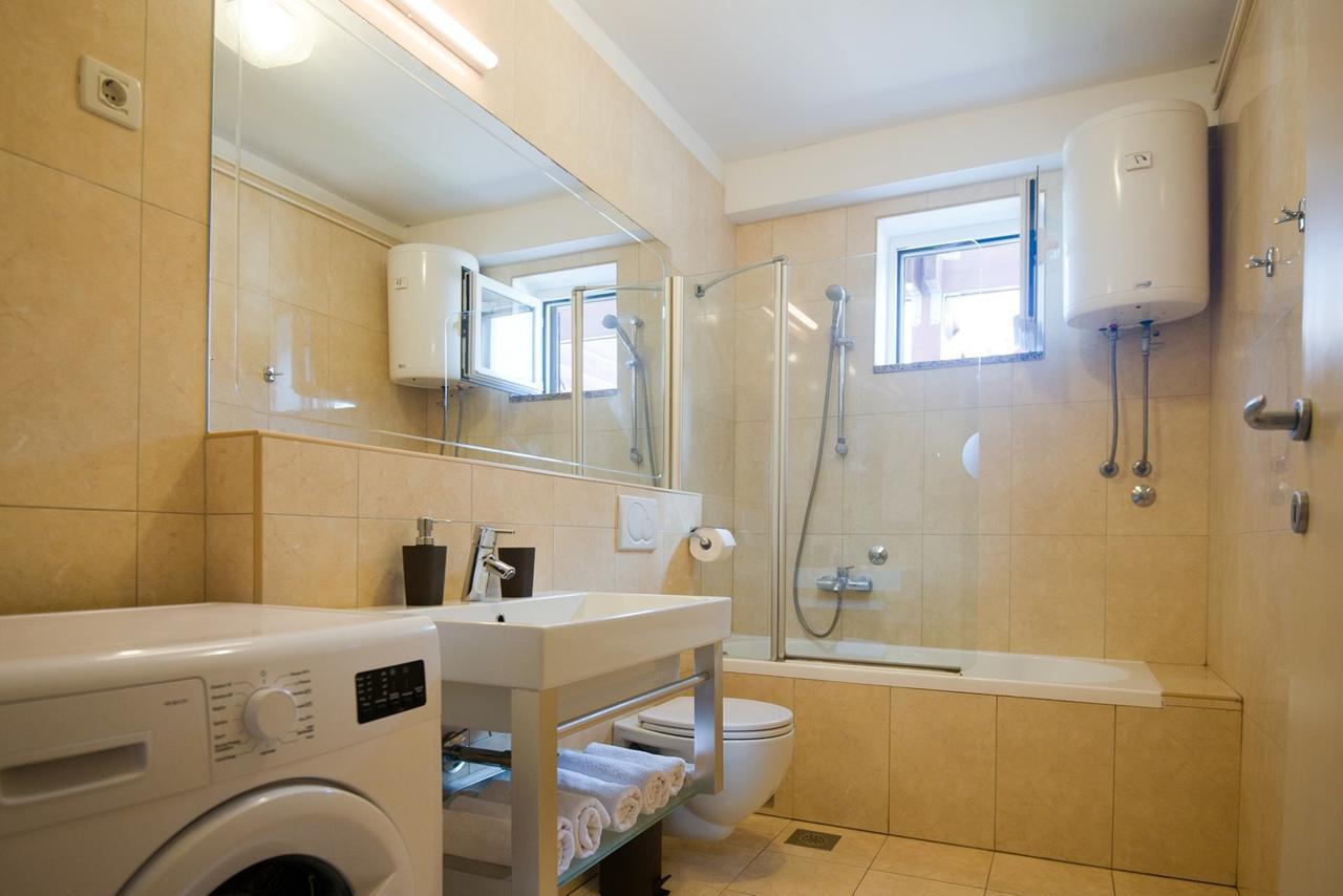 Apartments Sandra Porec Luaran gambar